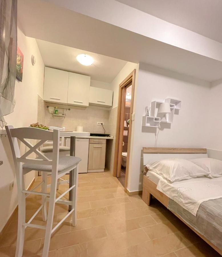 Veronica Rooms, โอปาติยา ภายนอก รูปภาพ